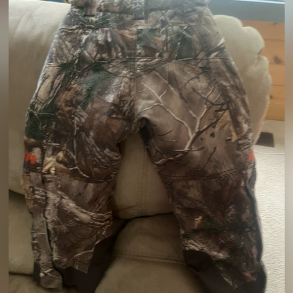 Kids camo fxr snow pants. - Picture 1 of 2
